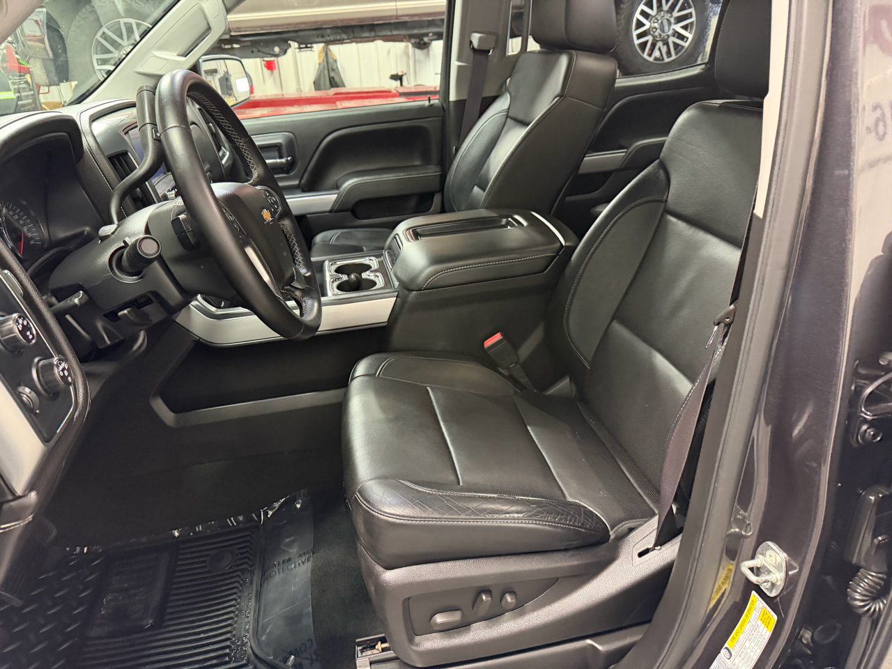 Chevrolet Silverado 2500HD 4WD Crew Cab 159" LTZ 2015