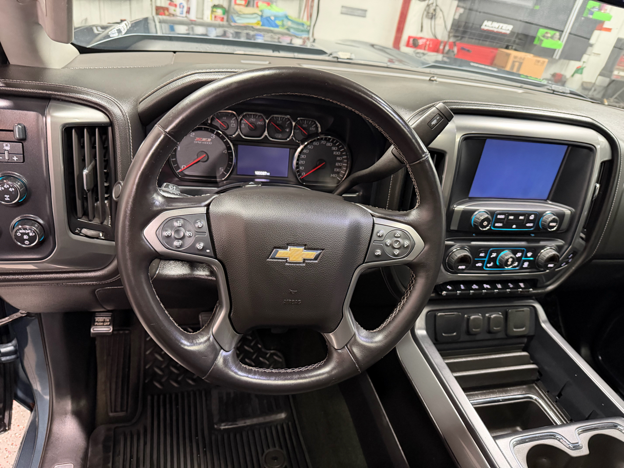 Chevrolet Silverado 2500HD 4WD Crew Cab 159" LTZ 2015