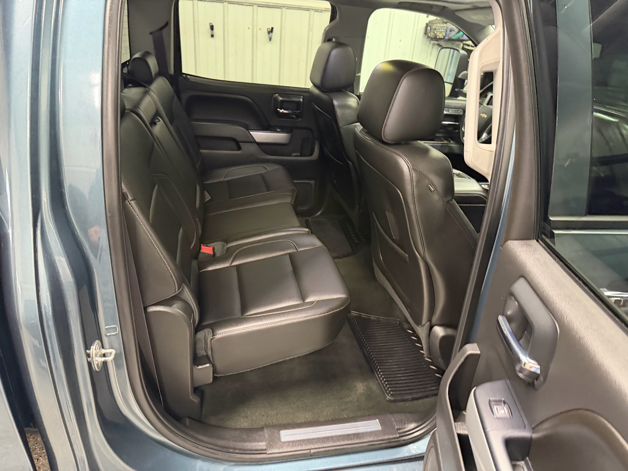 Chevrolet Silverado 2500HD 4WD Crew Cab 159" LTZ 2015