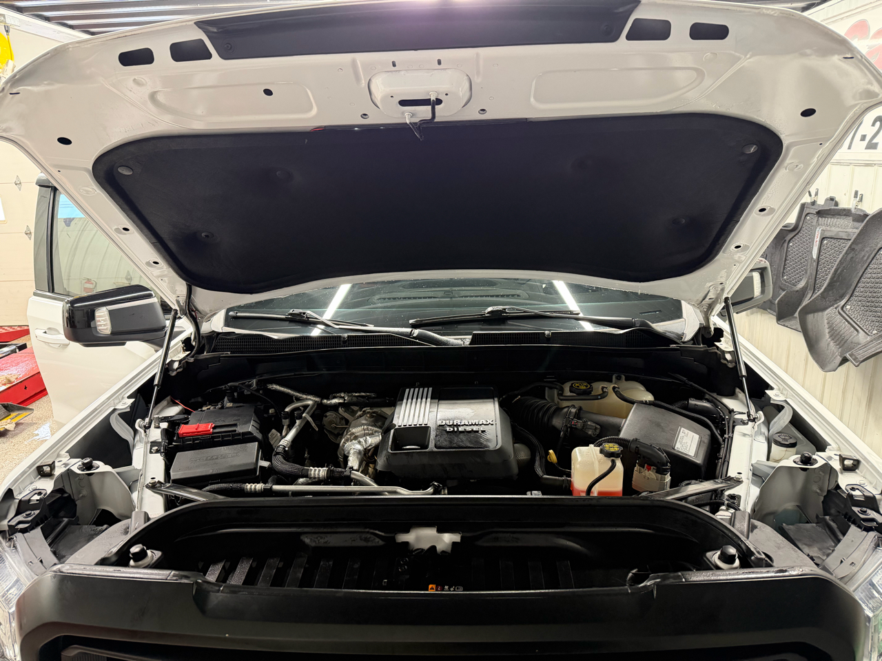 GMC Sierra 1500 AT4 Crew Cab Short Box 4WD 2021