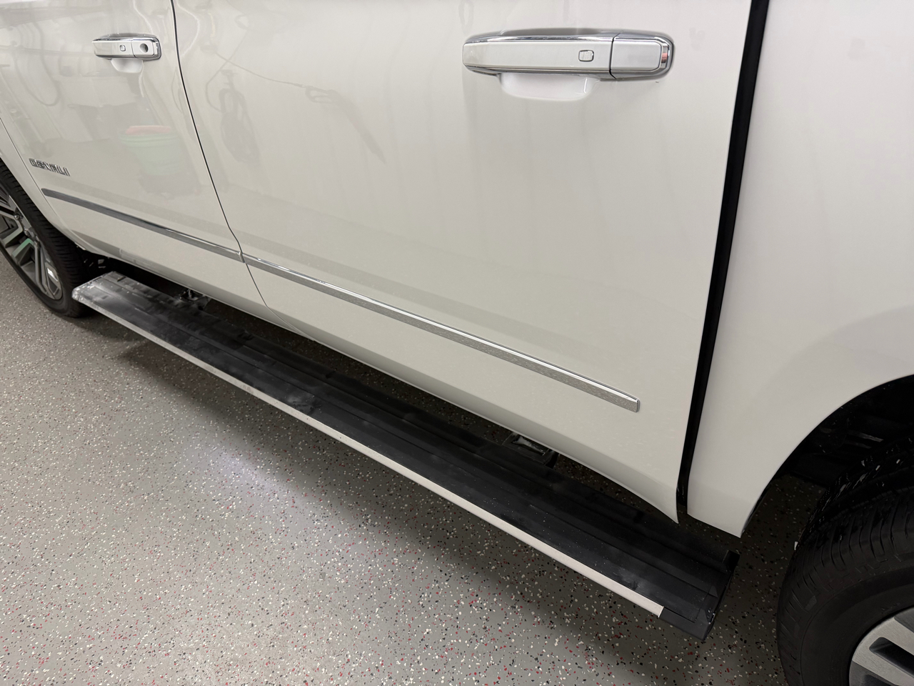 GMC Yukon XL Denali 4WD 2017