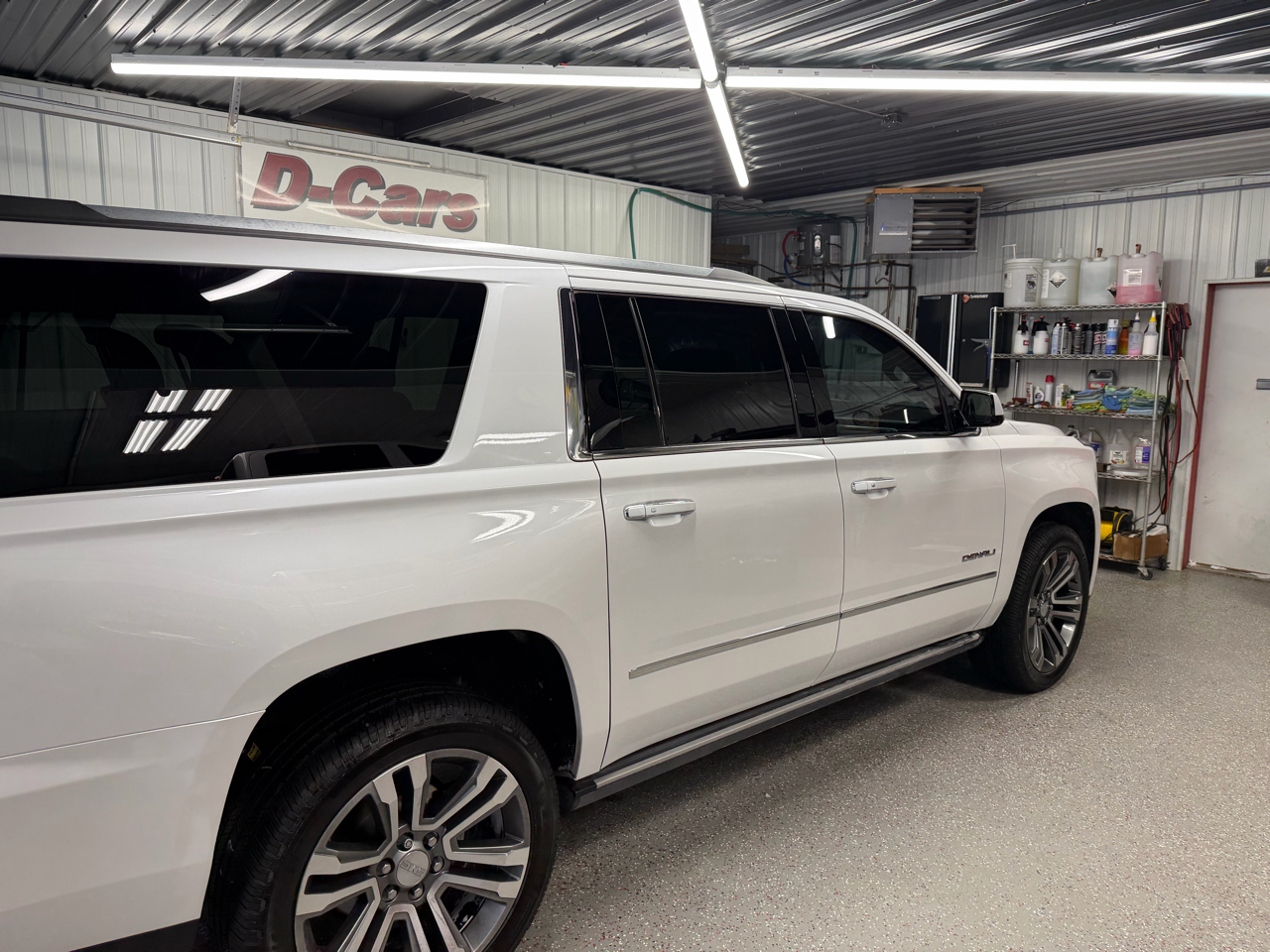 GMC Yukon XL Denali 4WD 2017