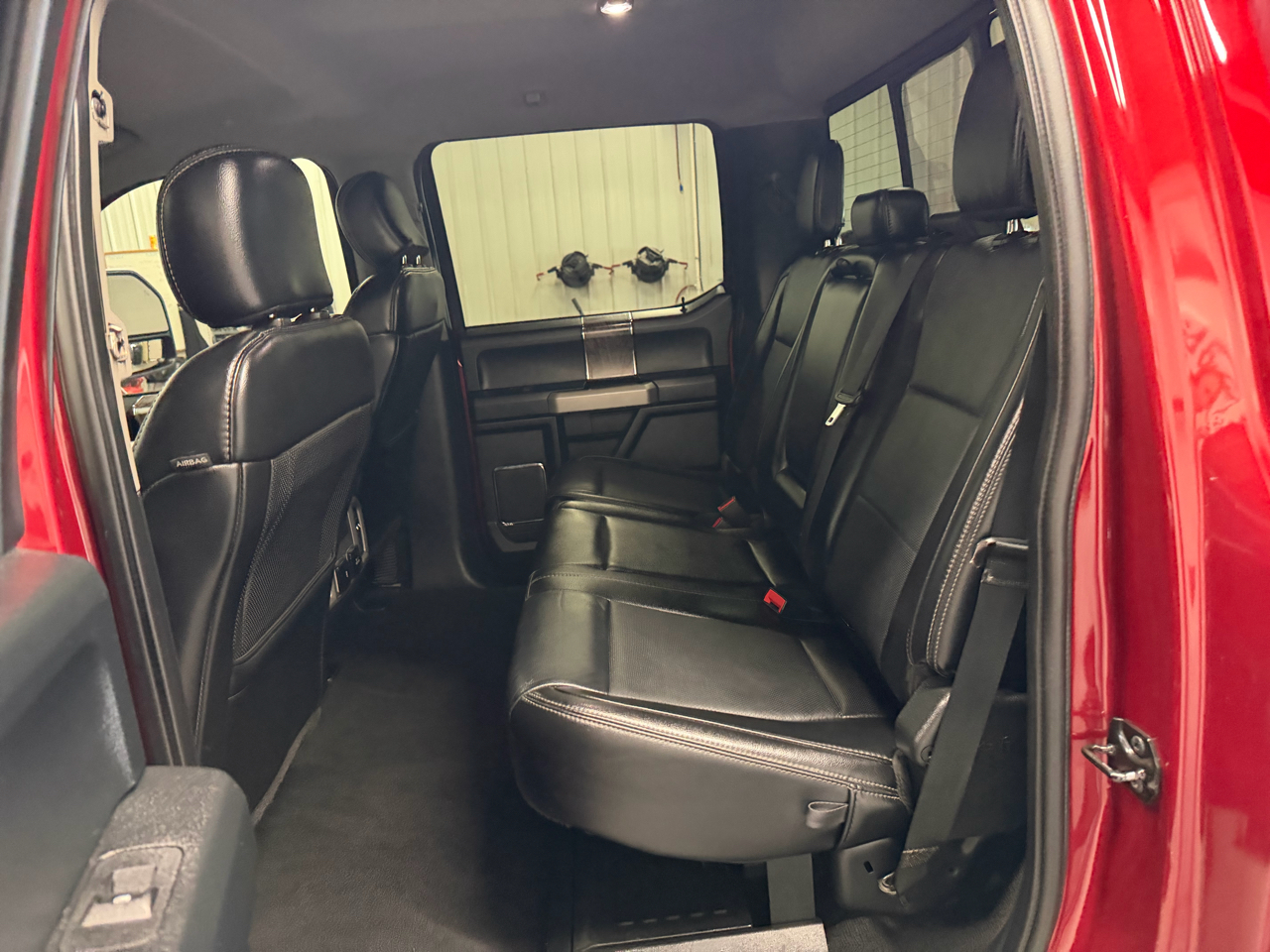 Ford F-250 SD Lariat Crew Cab Short Bed 4WD 2019