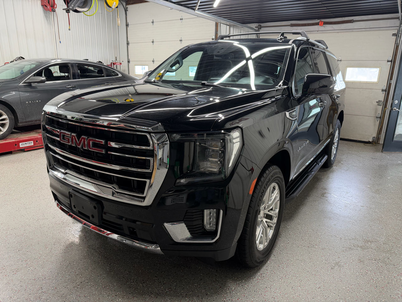 GMC Yukon SLT 4WD 2021