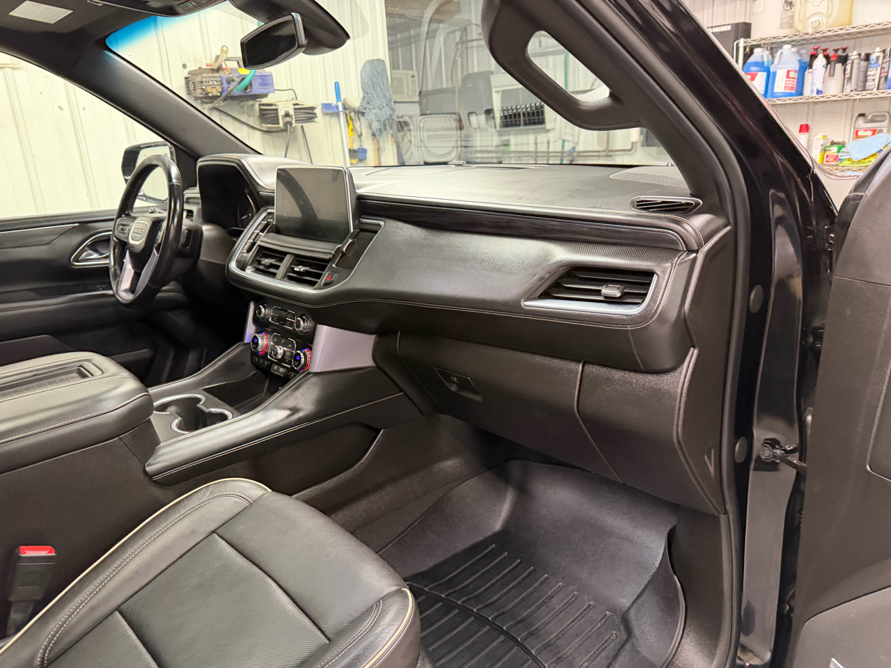 GMC Yukon SLT 4WD 2021