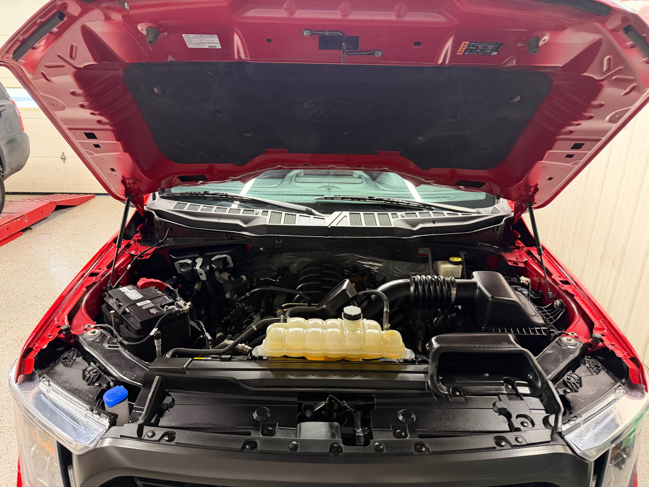 Ford F-150 4WD SuperCrew 157" XLT 2022