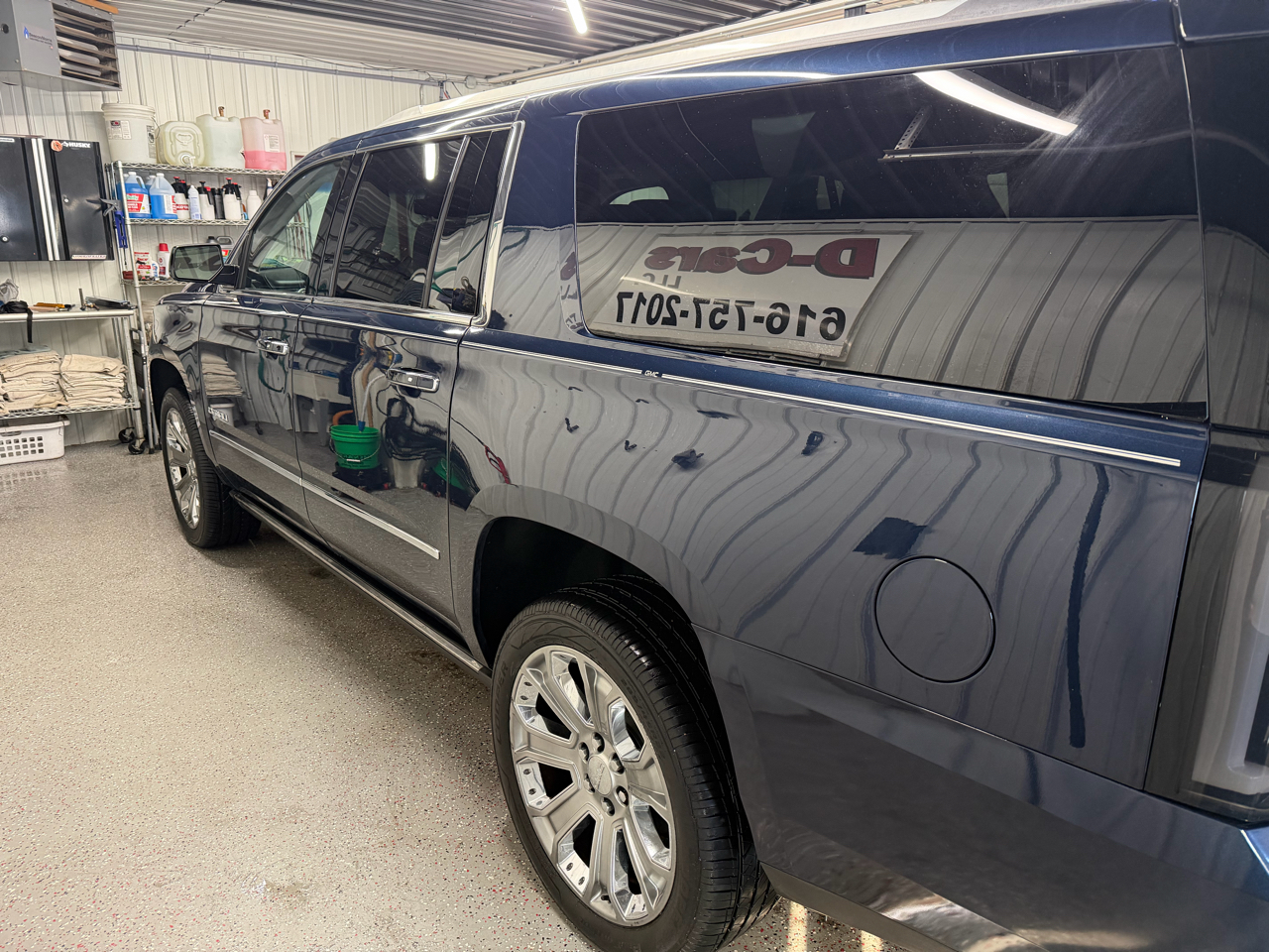 GMC Yukon XL Denali 4WD 2017