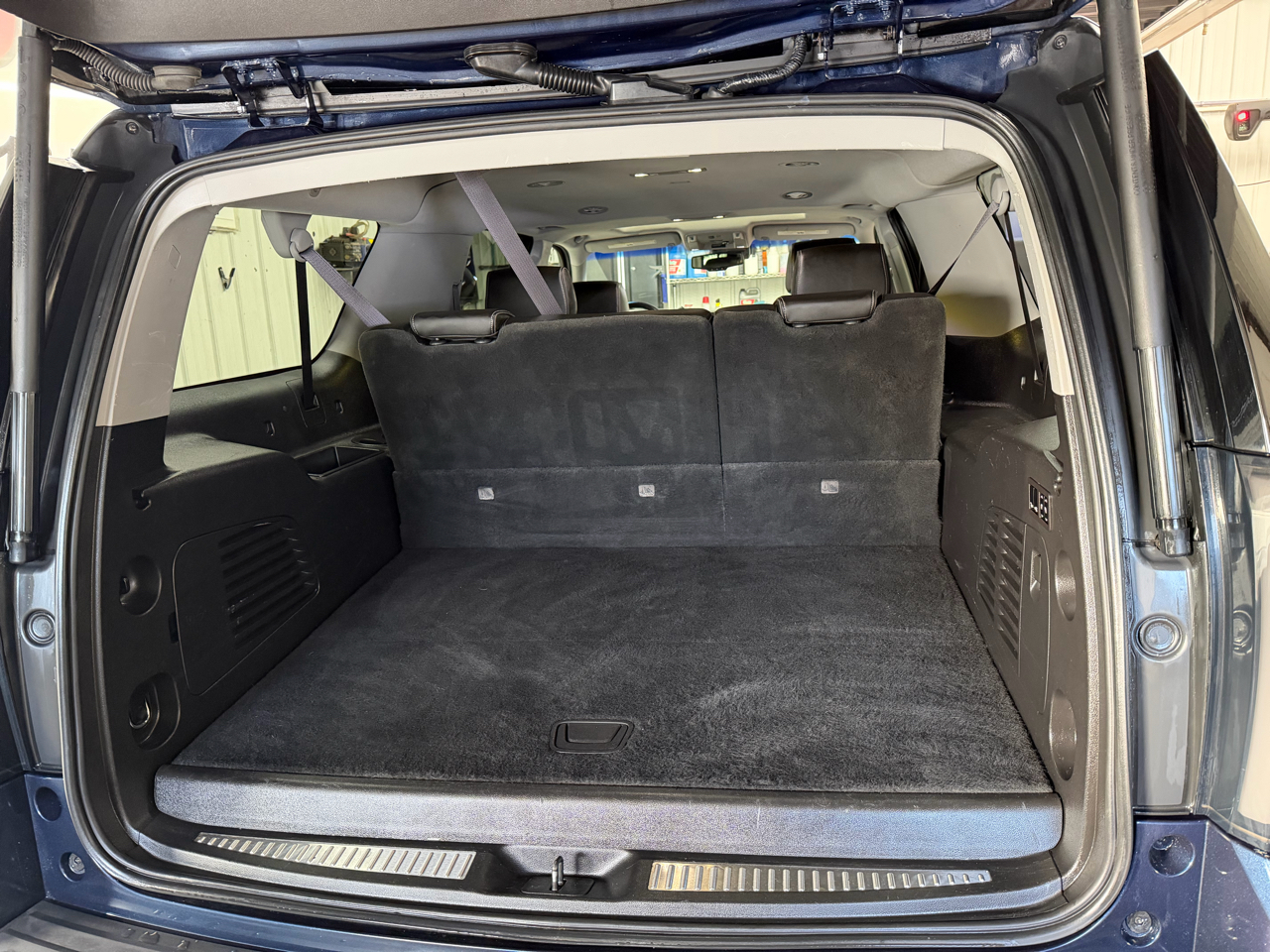 GMC Yukon XL Denali 4WD 2017