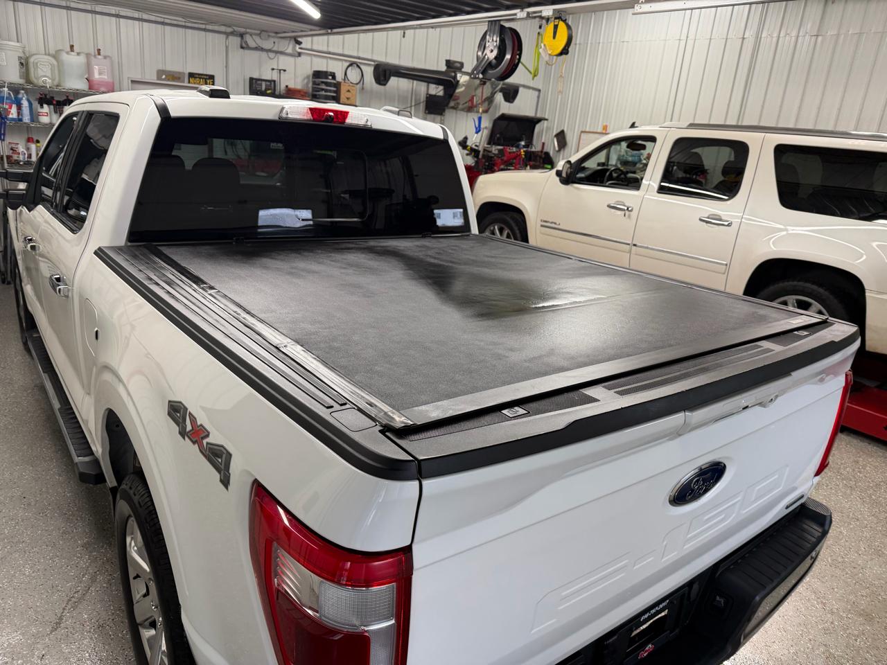 Ford F-150 4WD SuperCrew 145" Lariat 2021