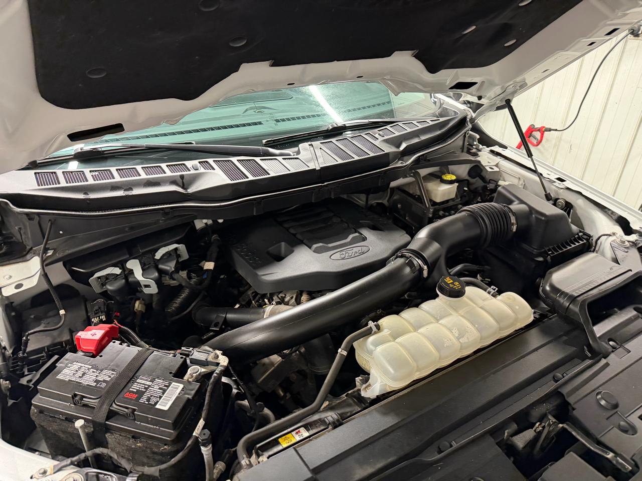 Ford F-150 4WD SuperCrew 145" Lariat 2021