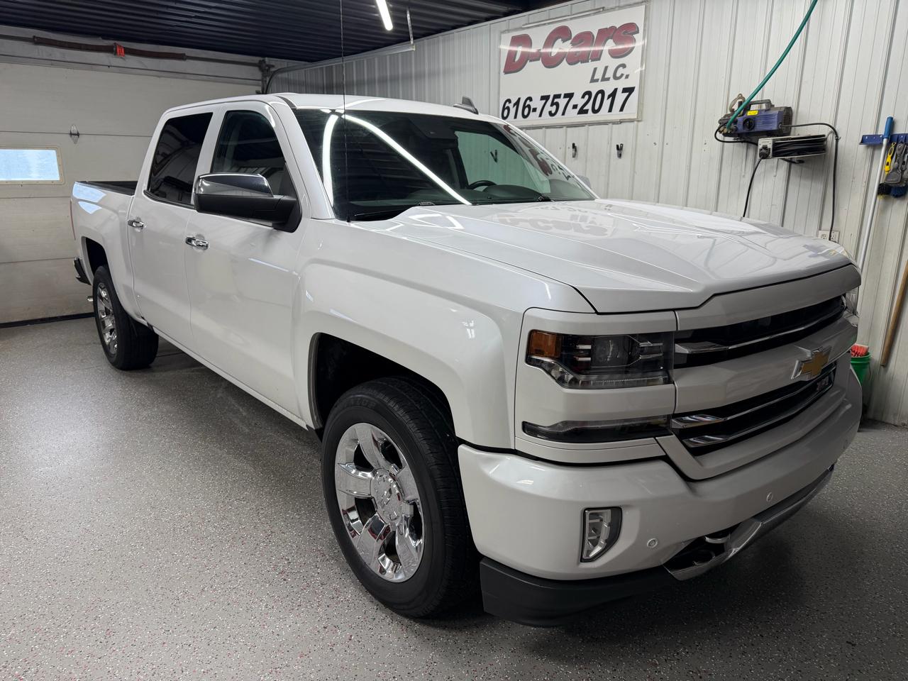 Chevrolet Silverado 1500 4WD Crew Cab 143.5" LTZ 2017