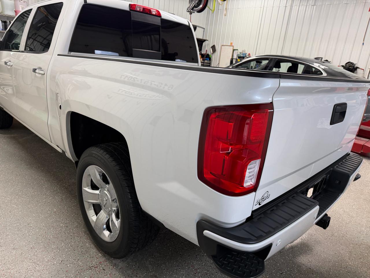 Chevrolet Silverado 1500 4WD Crew Cab 143.5" LTZ 2017