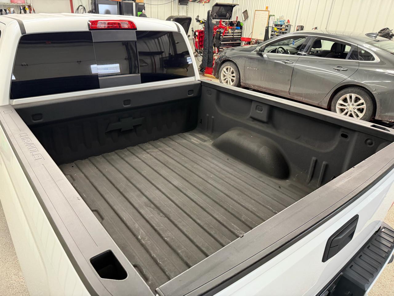 Chevrolet Silverado 1500 4WD Crew Cab 143.5" LTZ 2017