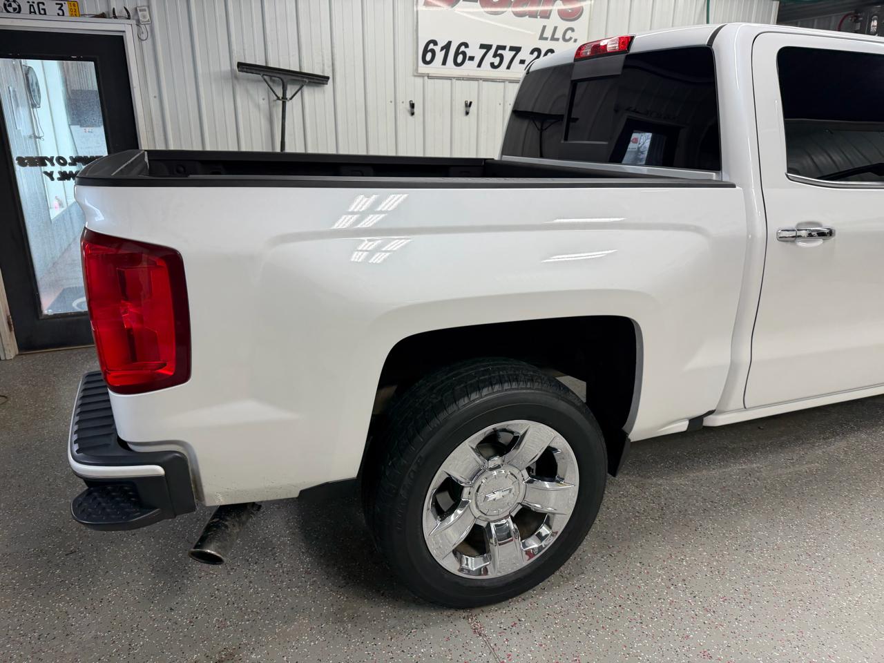 Chevrolet Silverado 1500 4WD Crew Cab 143.5" LTZ 2017