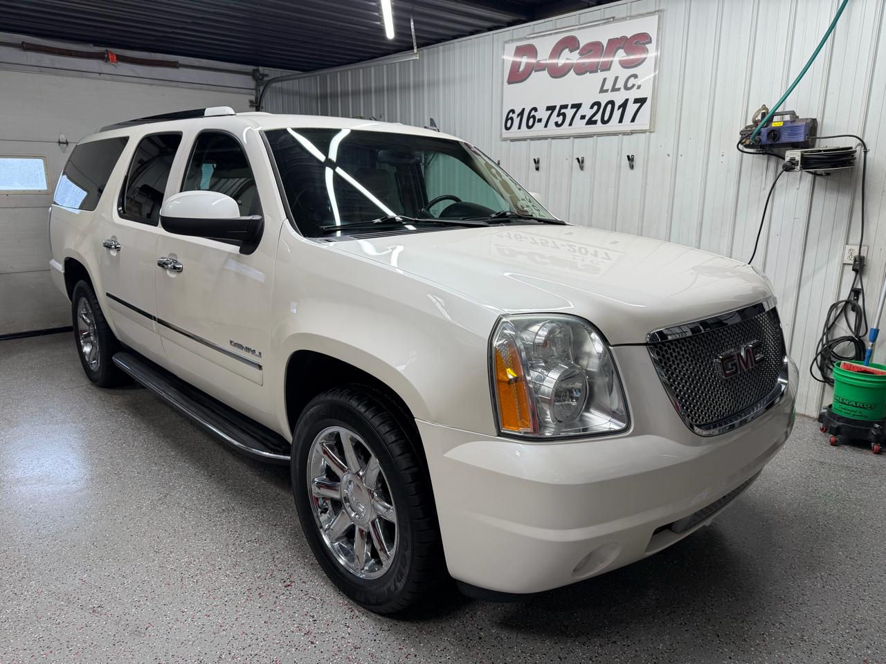 GMC Yukon Denali XL 4WD 2013