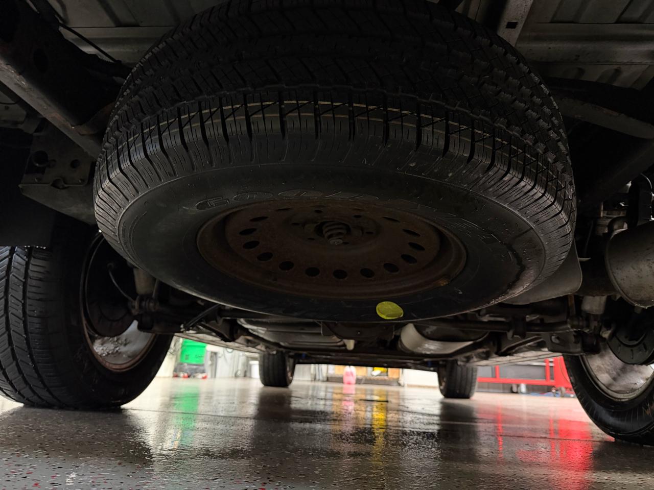 GMC Yukon Denali XL 4WD 2013