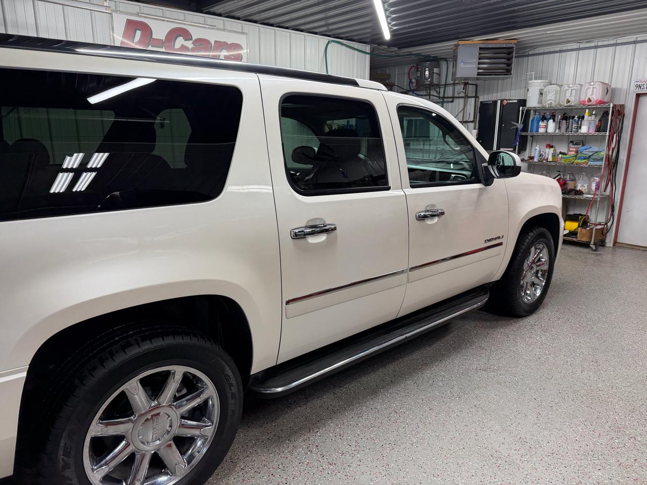 GMC Yukon Denali XL 4WD 2013