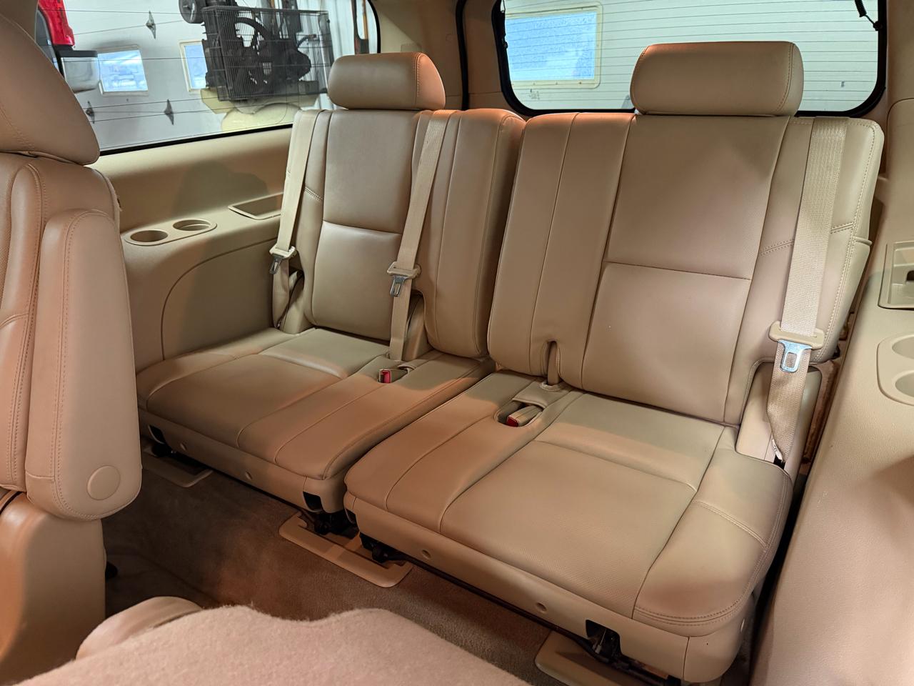 GMC Yukon Denali XL 4WD 2013