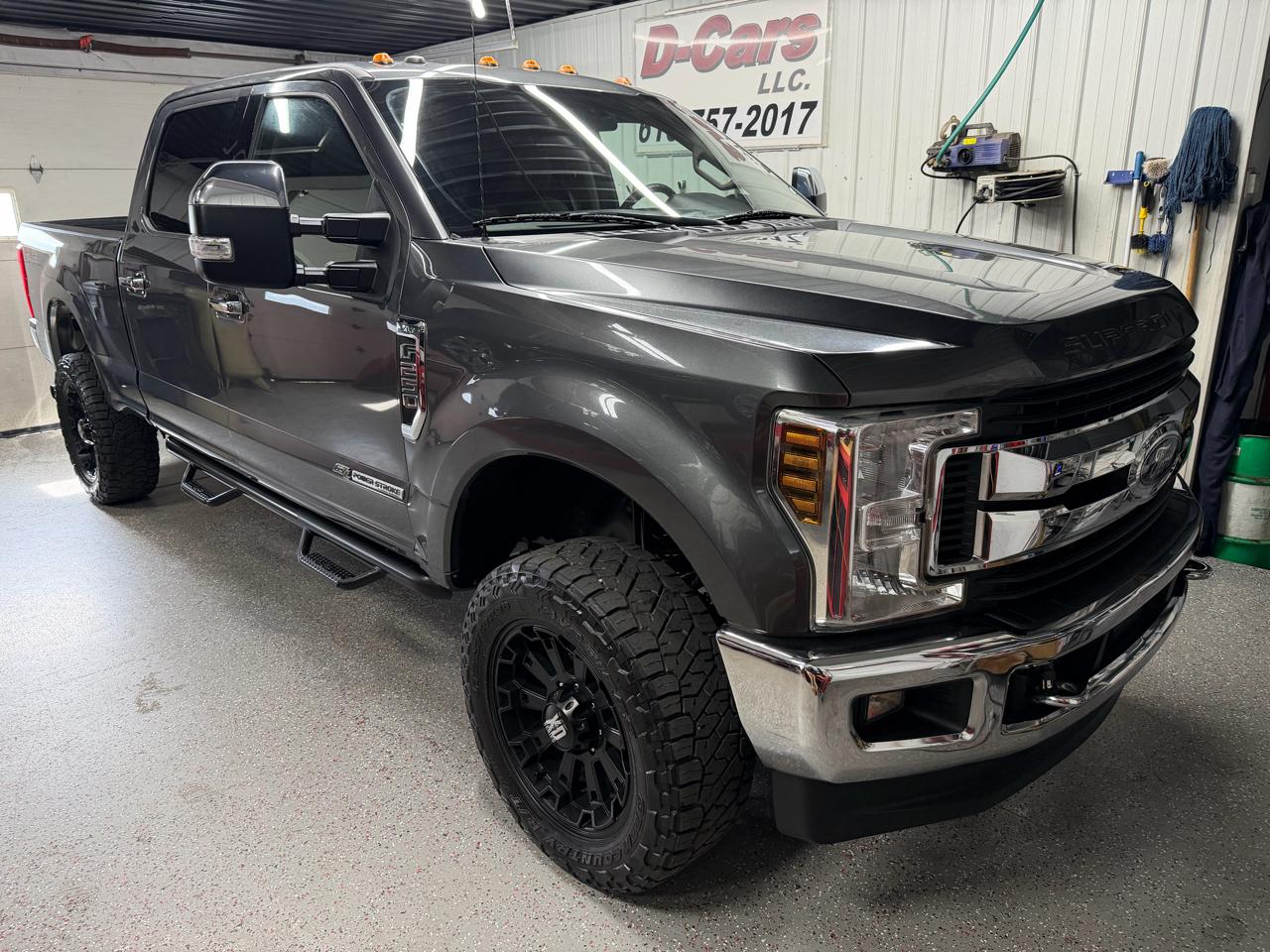 Ford F-250 SD XLT Crew Cab 4WD 2018
