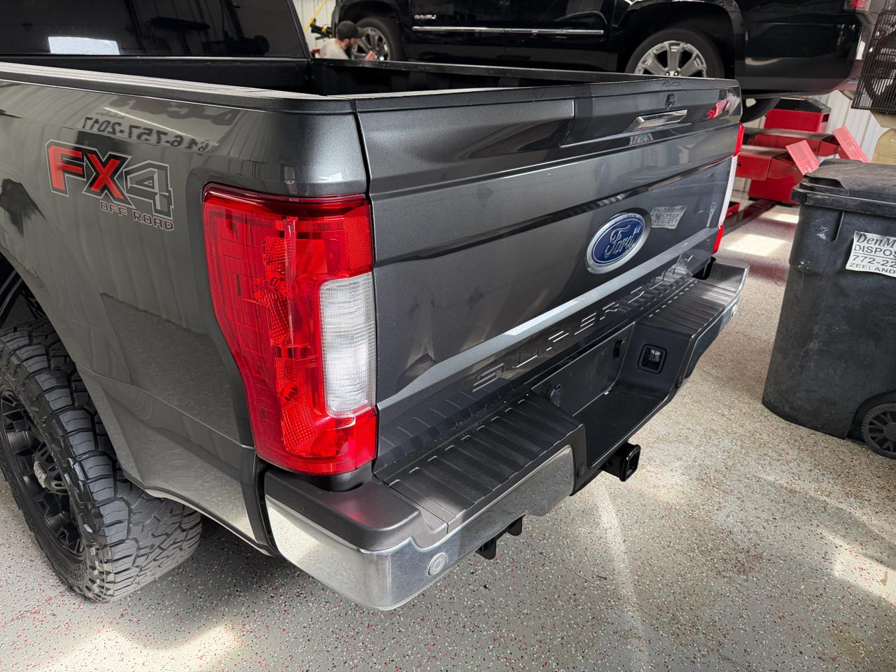 Ford F-250 SD XLT Crew Cab 4WD 2018