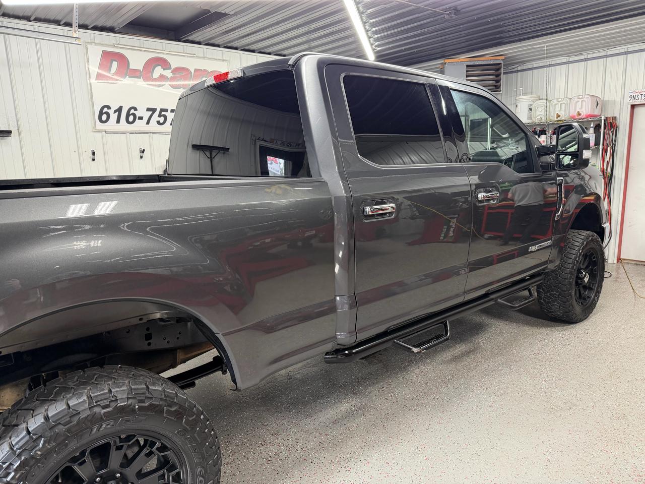 Ford F-250 SD XLT Crew Cab 4WD 2018