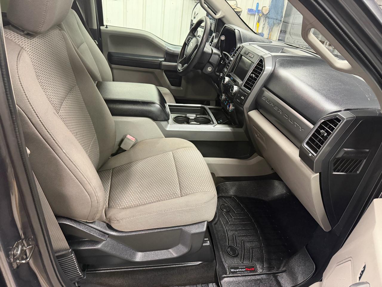 Ford F-250 SD XLT Crew Cab 4WD 2018