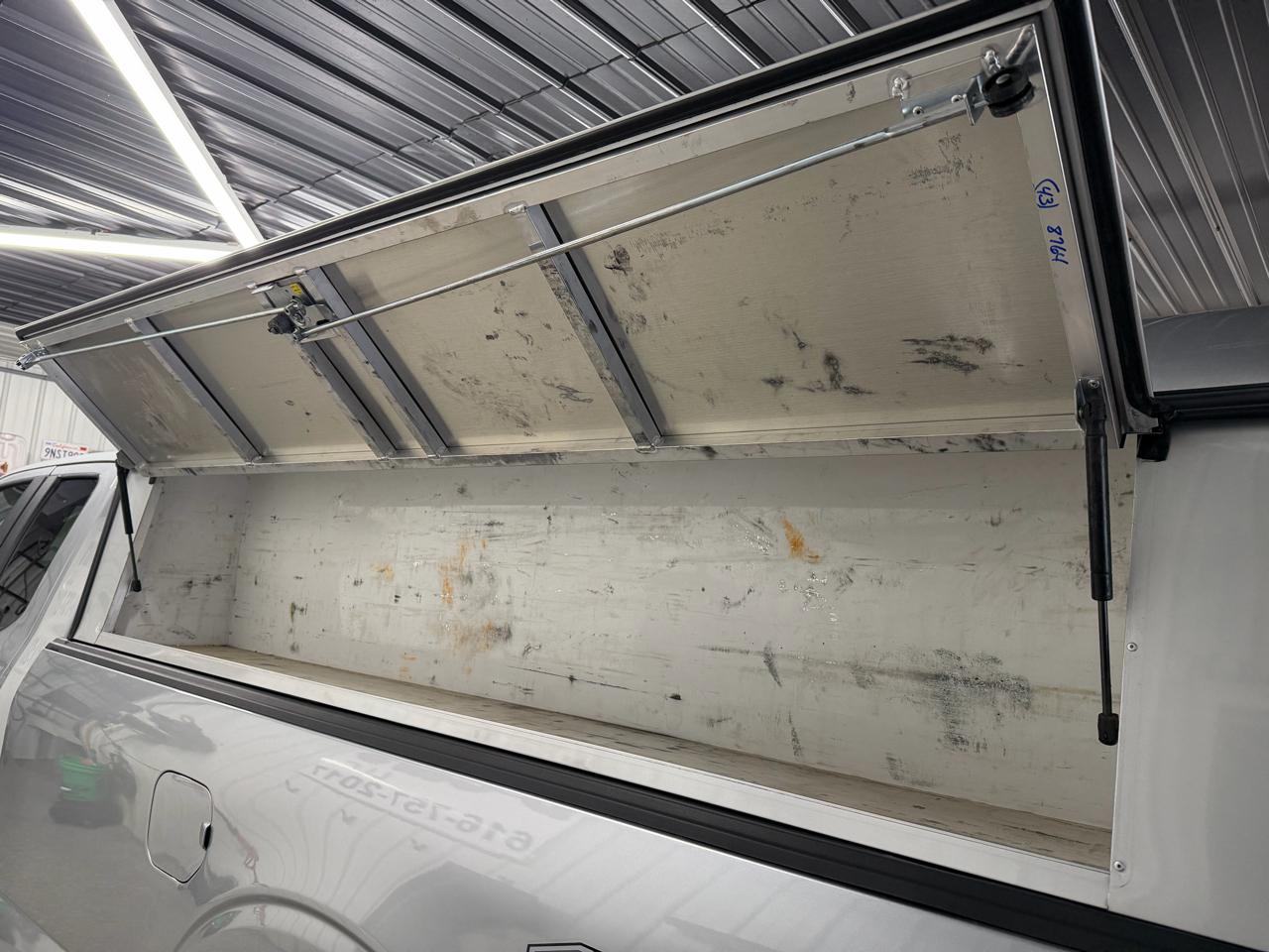 Ford F-150 4WD SuperCab 163" XLT w/Mid-Box Prep 2022