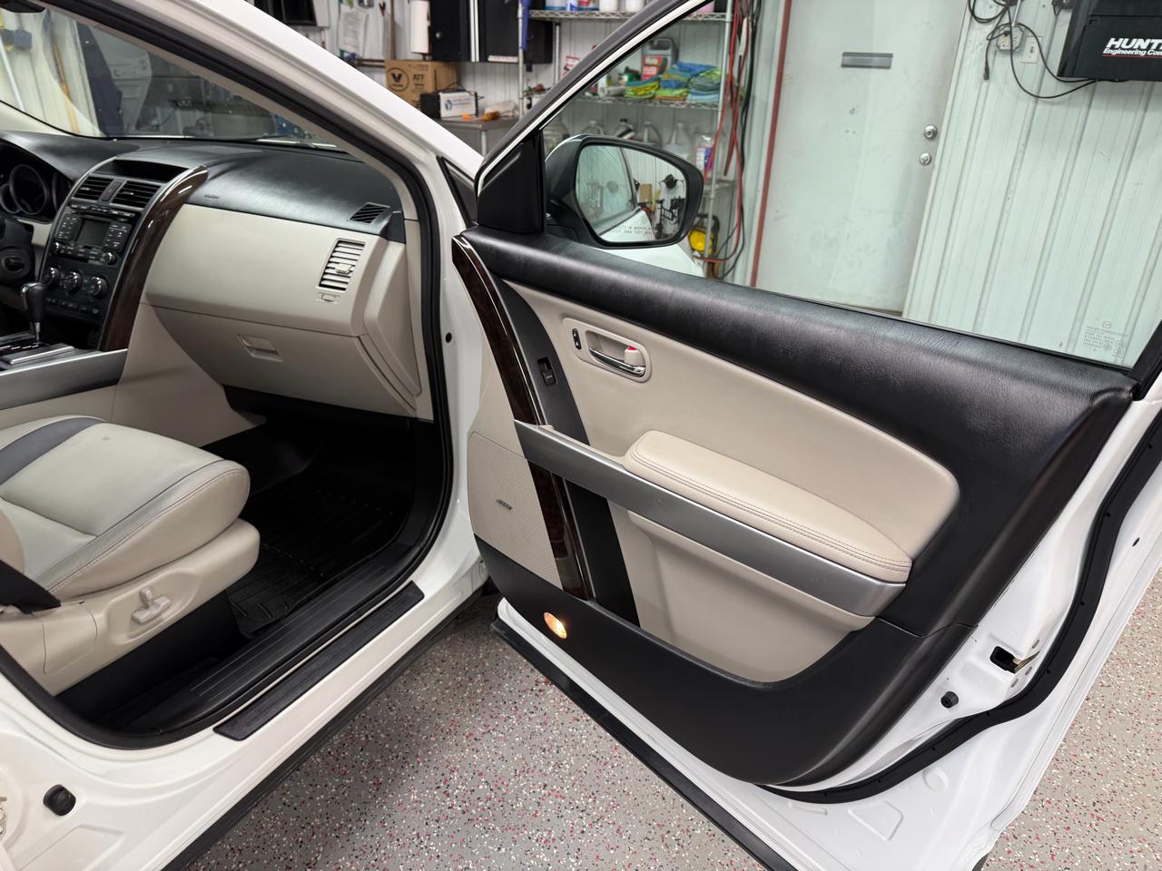 Mazda CX-9 Grand Touring AWD 2010