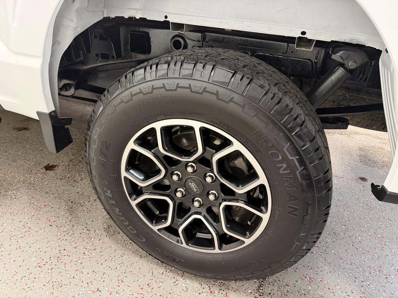 Ford F-150 4WD SuperCrew 145" XLT 2021