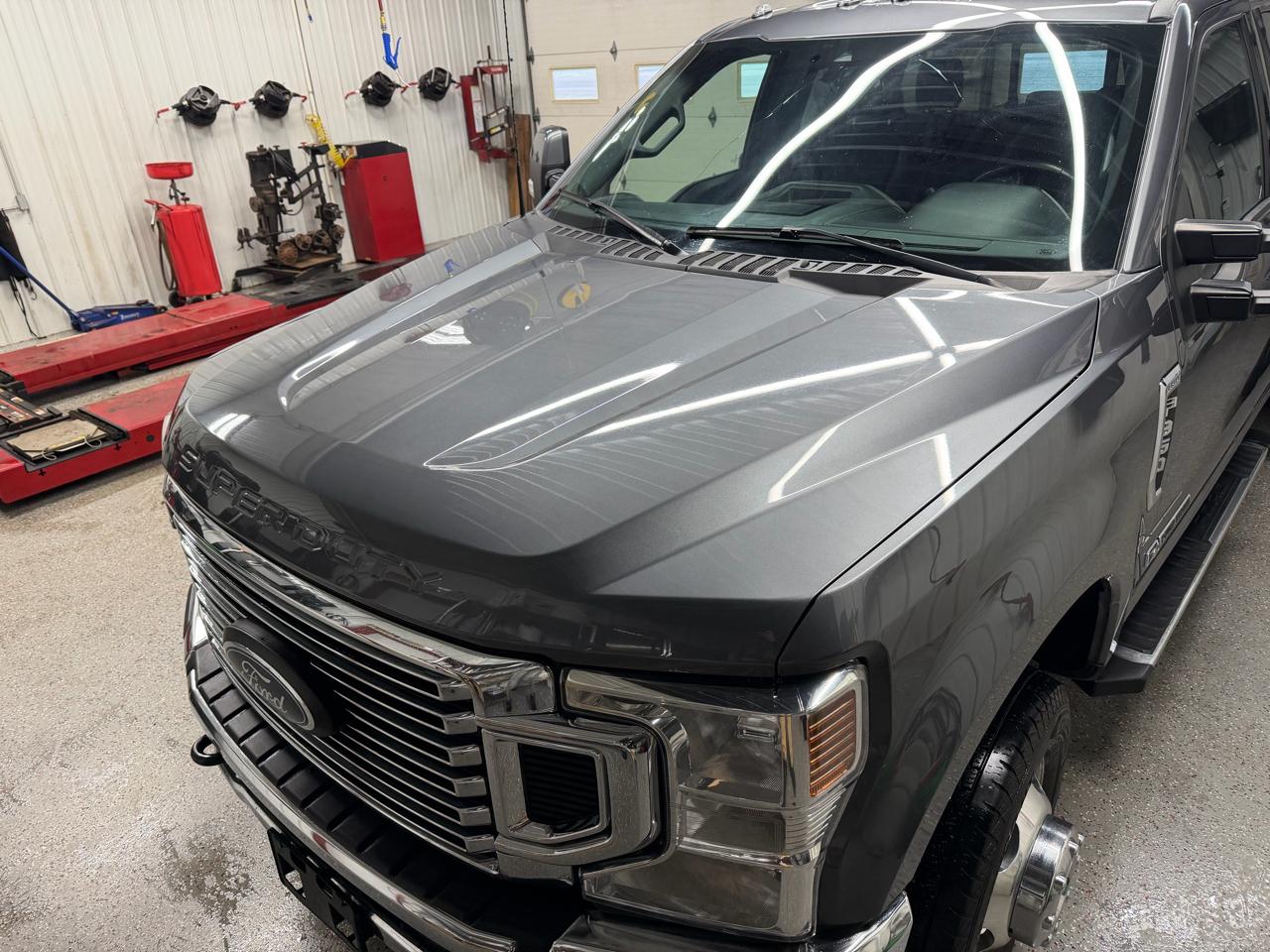 Ford F-350 SD Lariat SuperCab 4WD DRW 2022