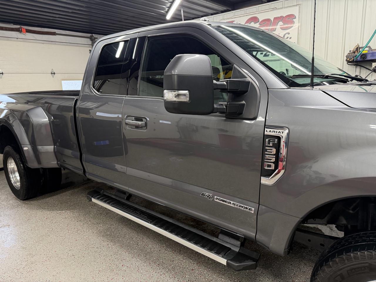 Ford F-350 SD Lariat SuperCab 4WD DRW 2022