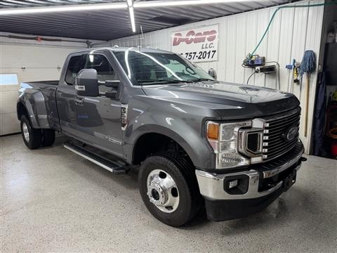 2022 Ford F-350 SD Lariat SuperCab 4WD DRW