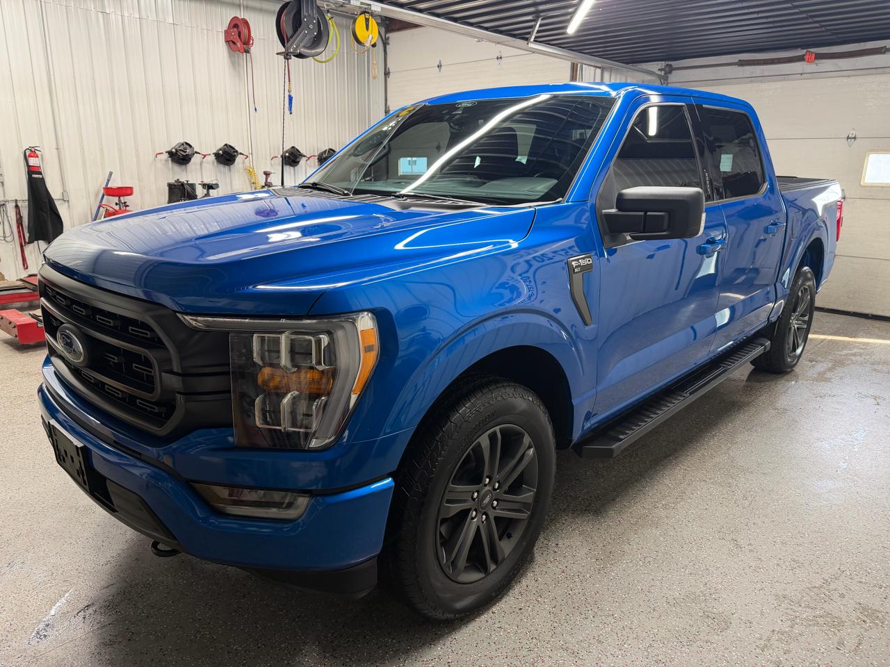 Ford F-150 4WD SuperCrew 145" XLT 2021
