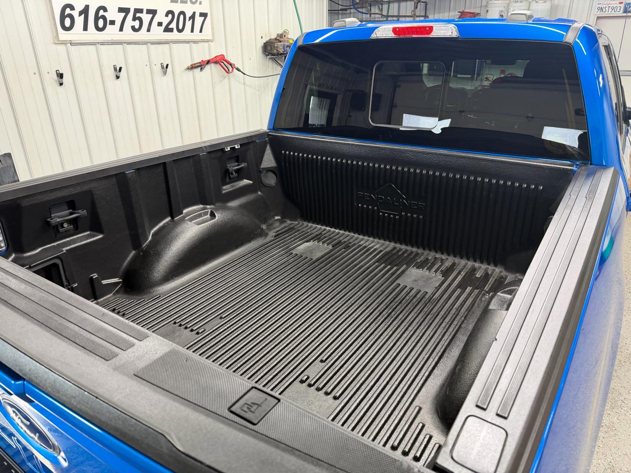 Ford F-150 4WD SuperCrew 145" XLT 2021