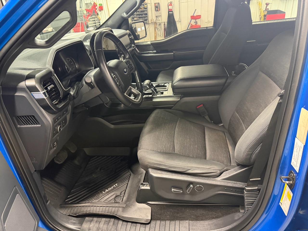 Ford F-150 4WD SuperCrew 145" XLT 2021