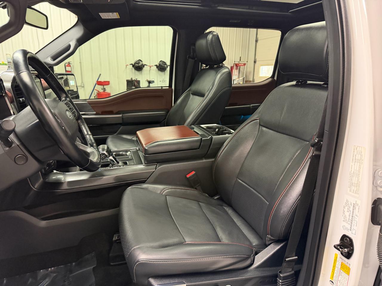 Ford F-150 4WD SuperCrew 145" Lariat 2021