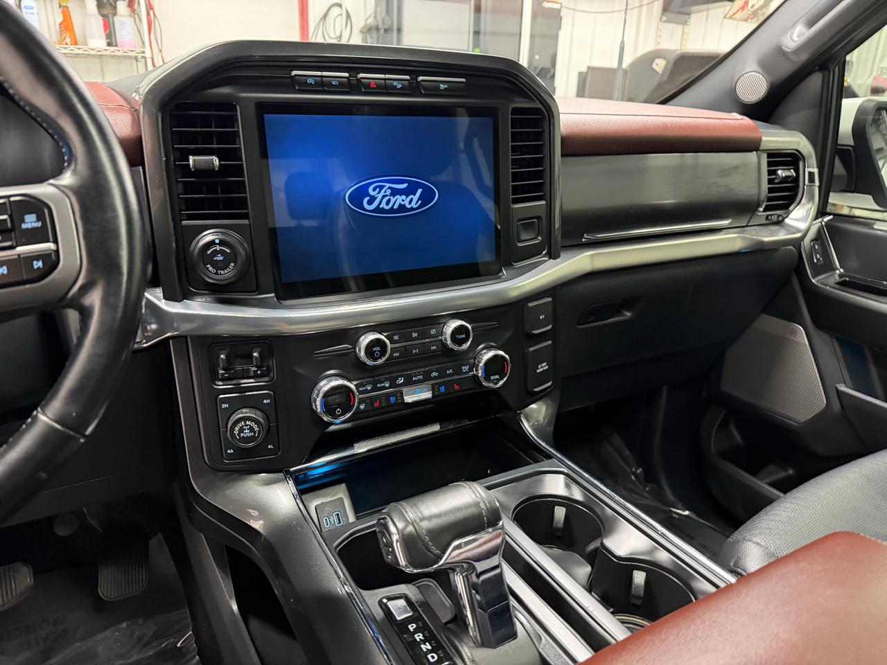 Ford F-150 4WD SuperCrew 145" Lariat 2021