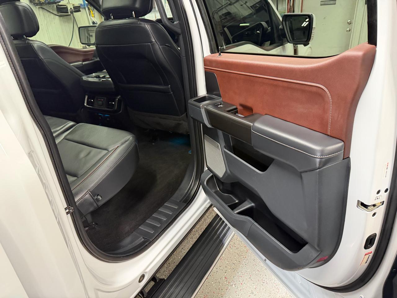 Ford F-150 4WD SuperCrew 145" Lariat 2021