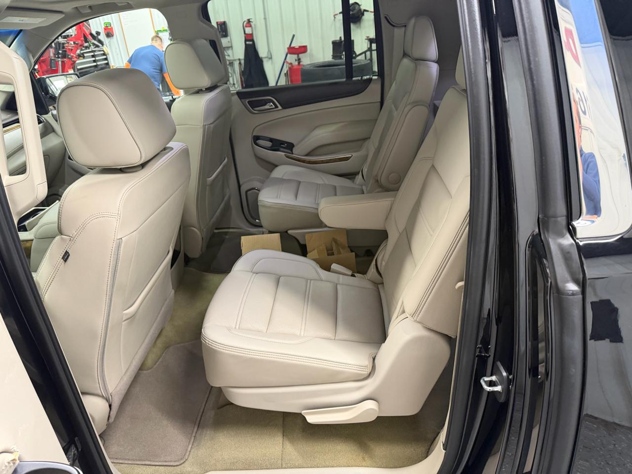 GMC Yukon XL Denali 4WD 2017