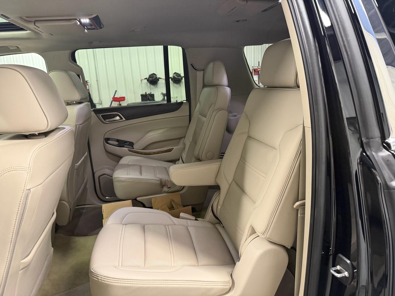 GMC Yukon XL Denali 4WD 2017