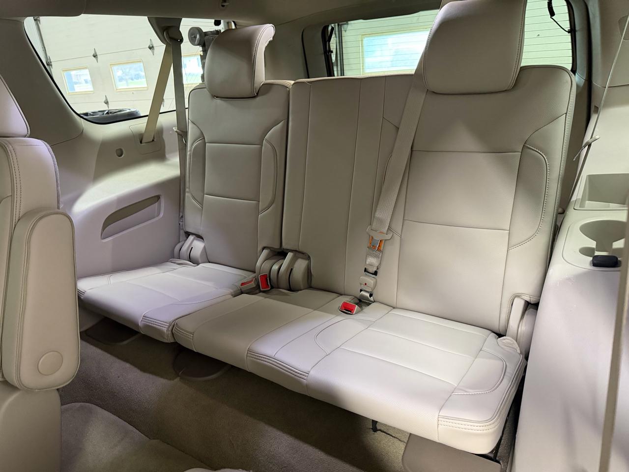 GMC Yukon XL Denali 4WD 2017