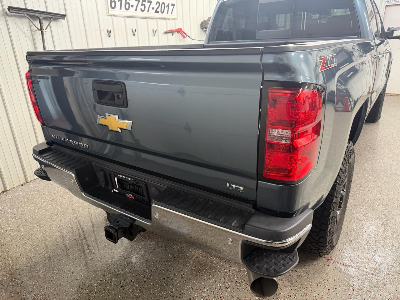 Chevrolet Silverado 2500HD 4WD Crew Cab 159" LTZ 2015