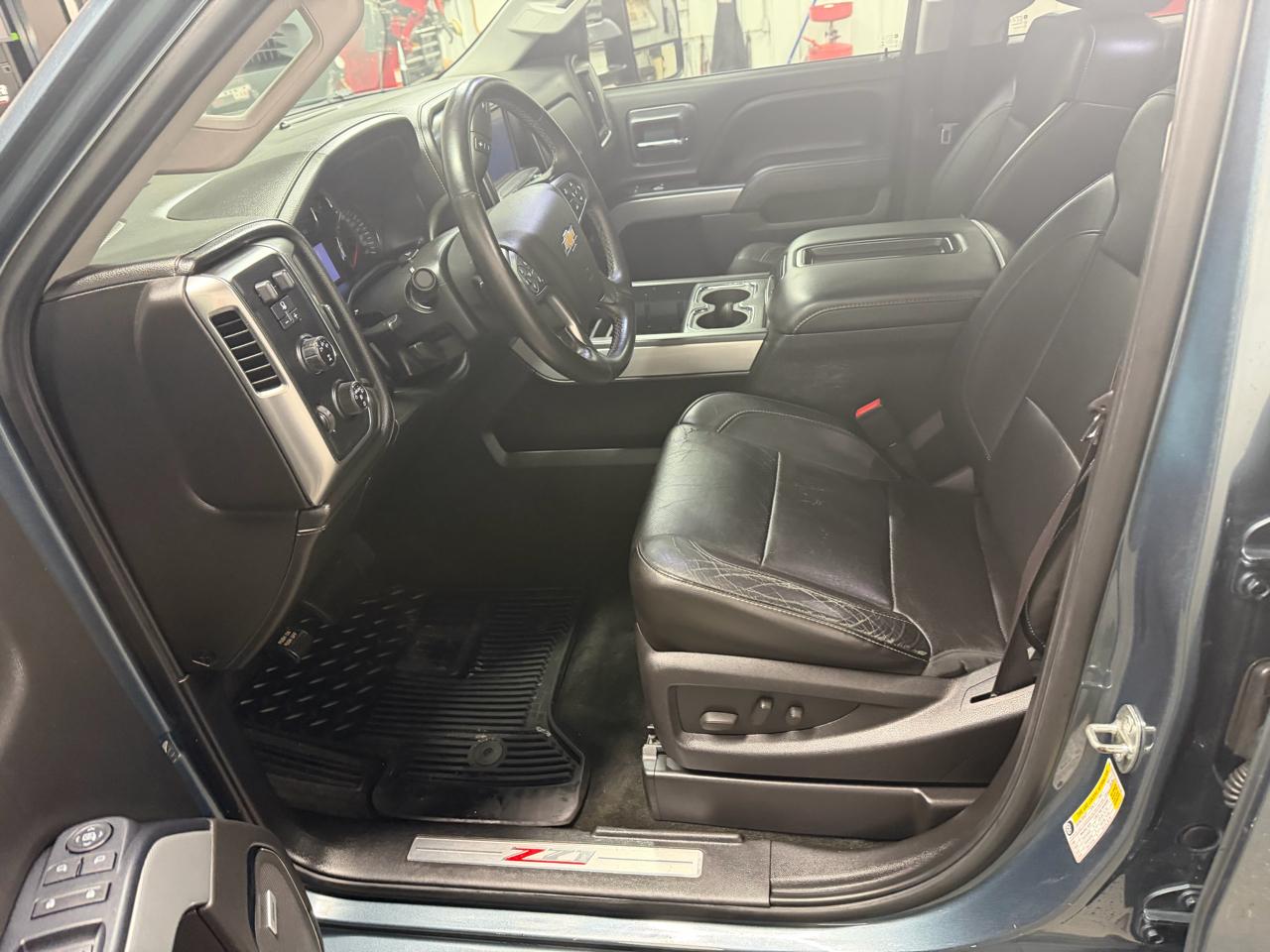 Chevrolet Silverado 2500HD 4WD Crew Cab 159" LTZ 2015