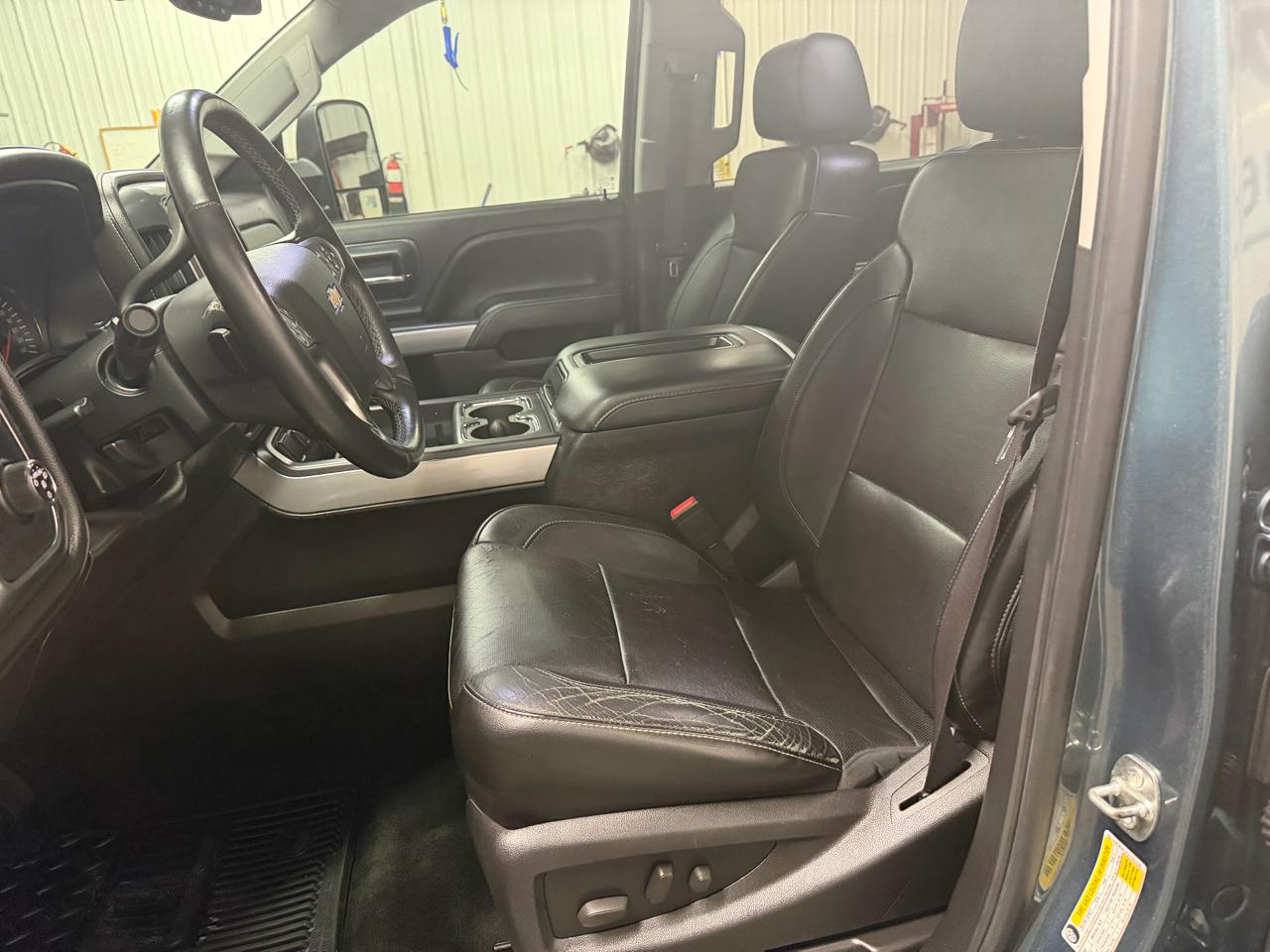 Chevrolet Silverado 2500HD 4WD Crew Cab 159" LTZ 2015