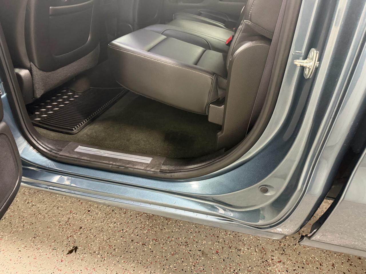 Chevrolet Silverado 2500HD 4WD Crew Cab 159" LTZ 2015