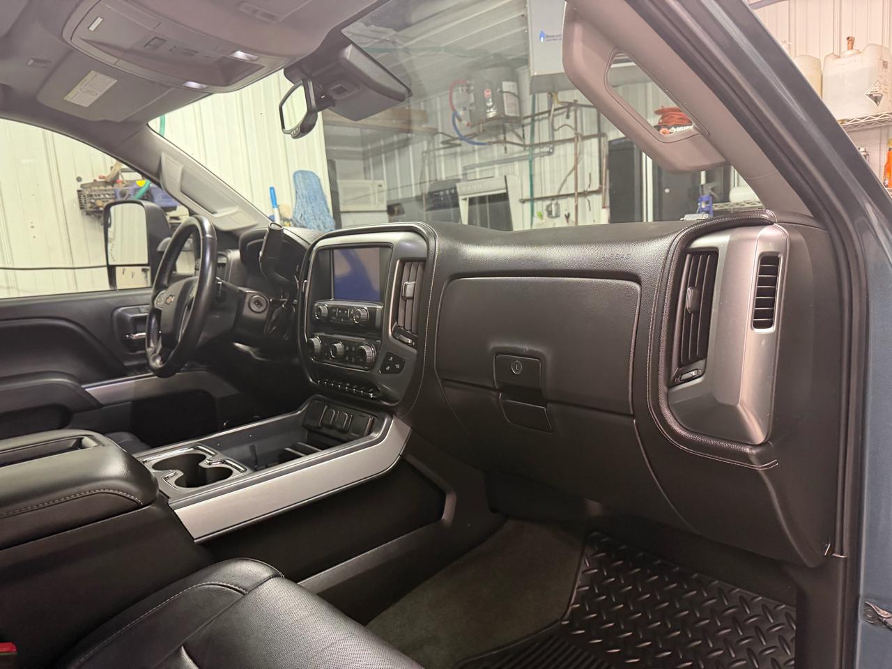 Chevrolet Silverado 2500HD 4WD Crew Cab 159" LTZ 2015