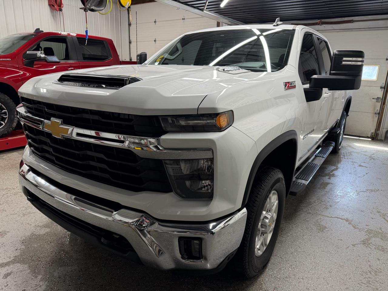 Chevrolet Silverado 2500HD 4WD Crew Cab 167" LT w/2LT 2024