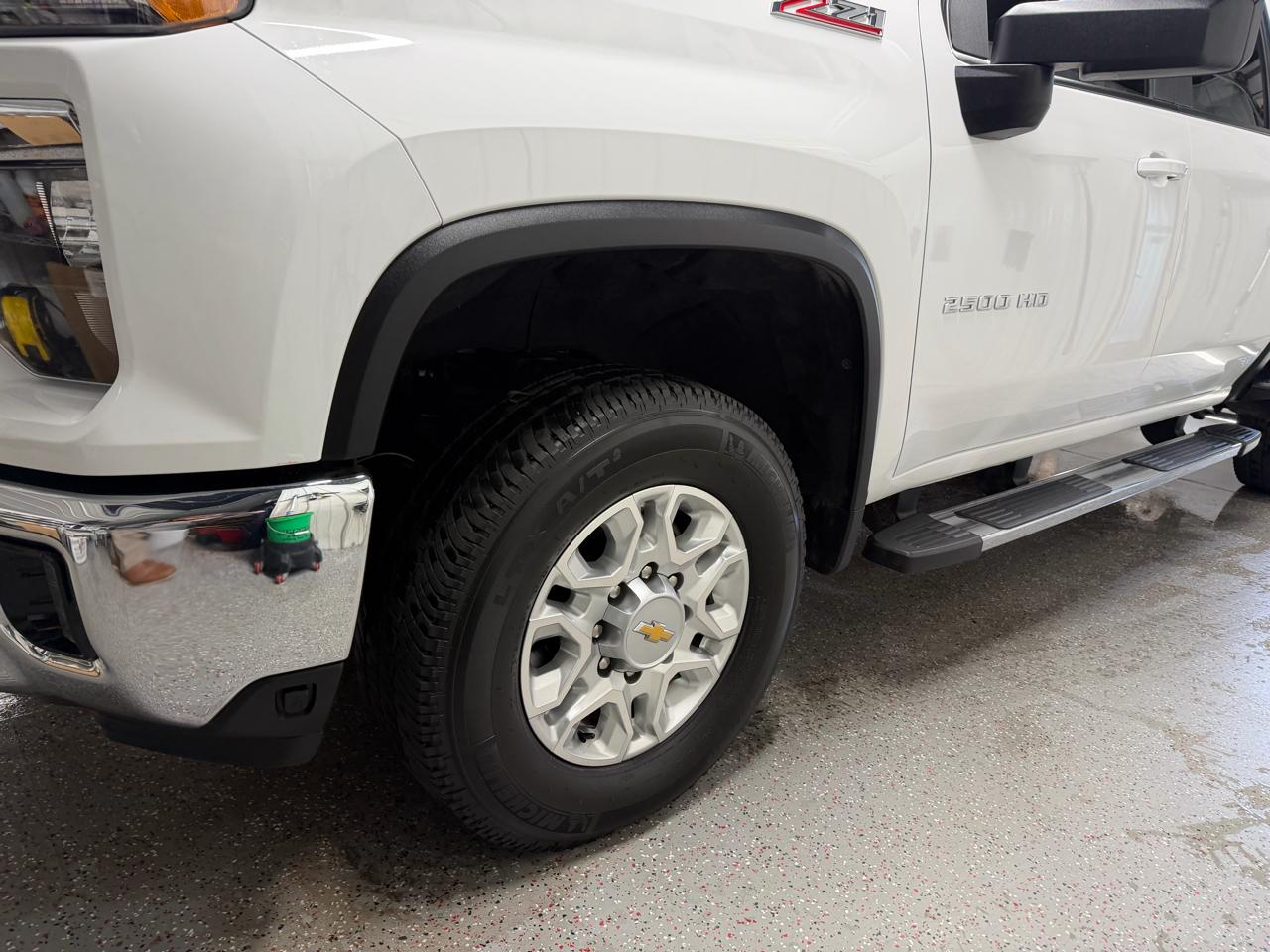 Chevrolet Silverado 2500HD 4WD Crew Cab 167" LT w/2LT 2024