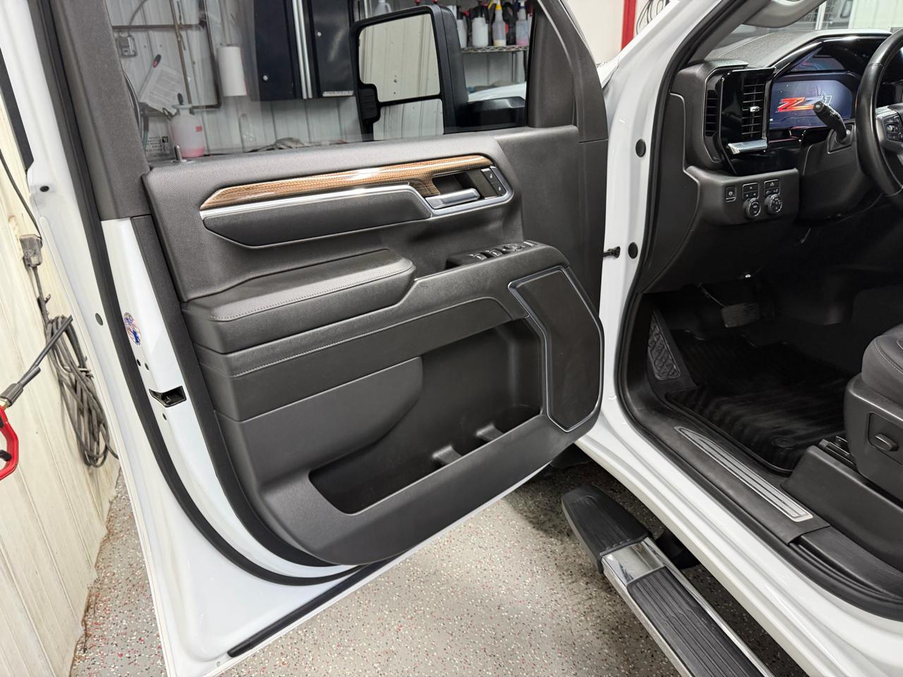 Chevrolet Silverado 2500HD 4WD Crew Cab 167" LT w/2LT 2024