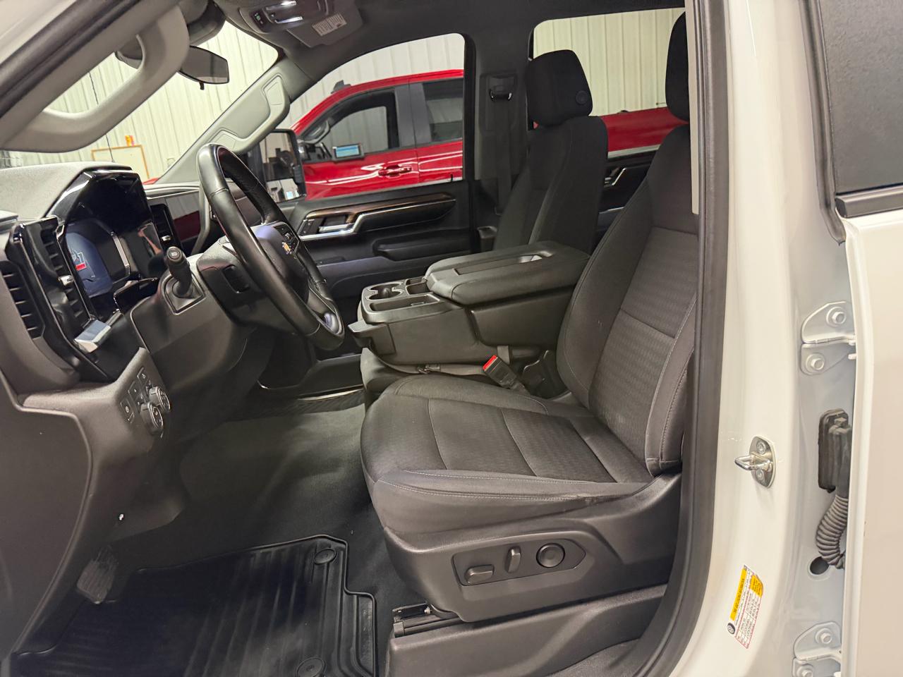 Chevrolet Silverado 2500HD 4WD Crew Cab 167" LT w/2LT 2024